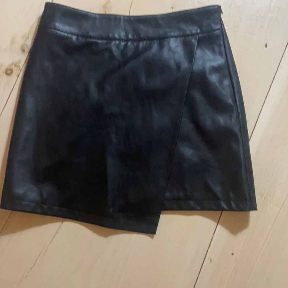Asymmetrical pleather skirt shirt!!